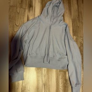 blue cropped zip up
